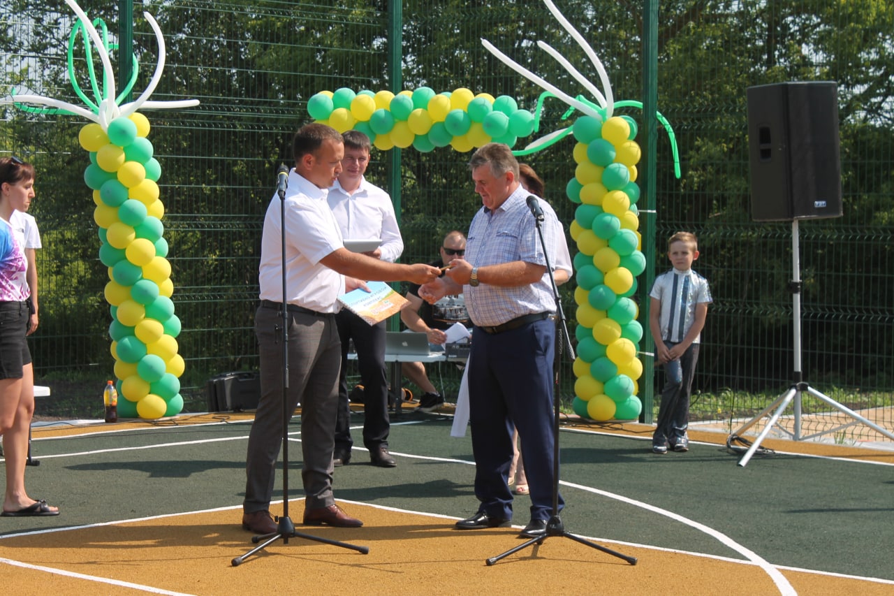 В селе Новосёловка -1 Ивнянского района открыли  новый  спортивно-игровой комплекс
