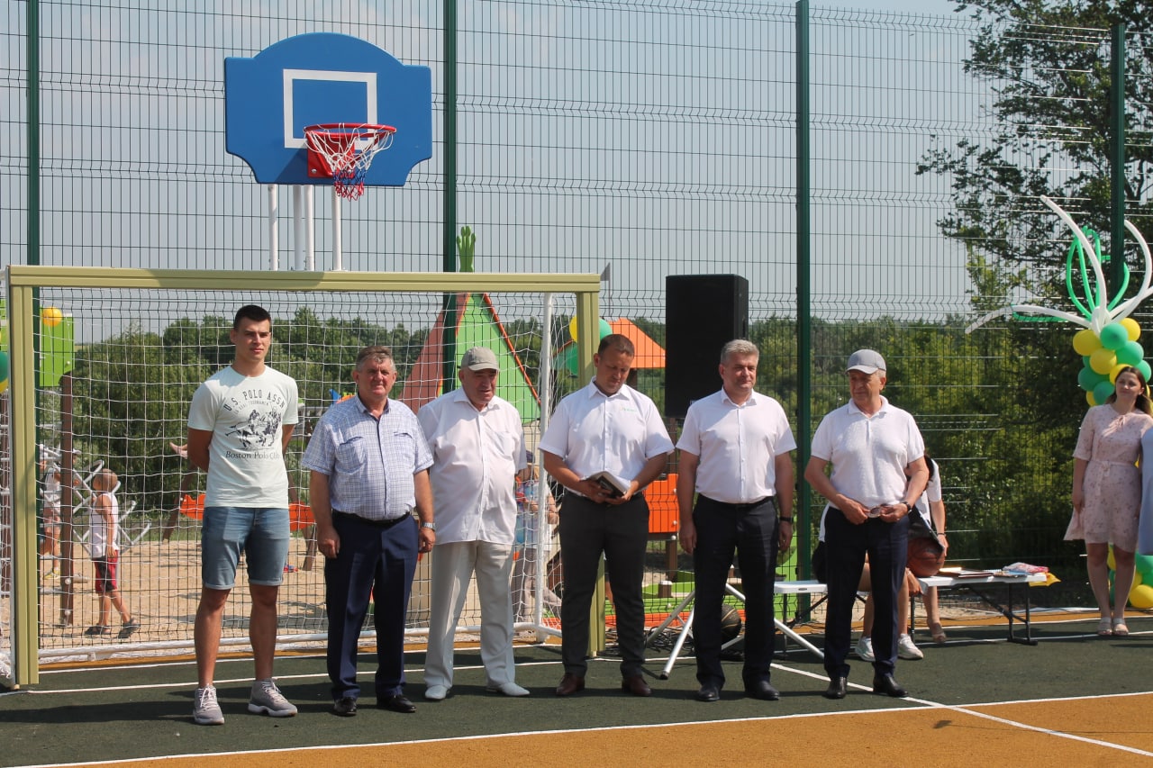 В селе Новосёловка -1 Ивнянского района открыли  новый  спортивно-игровой комплекс